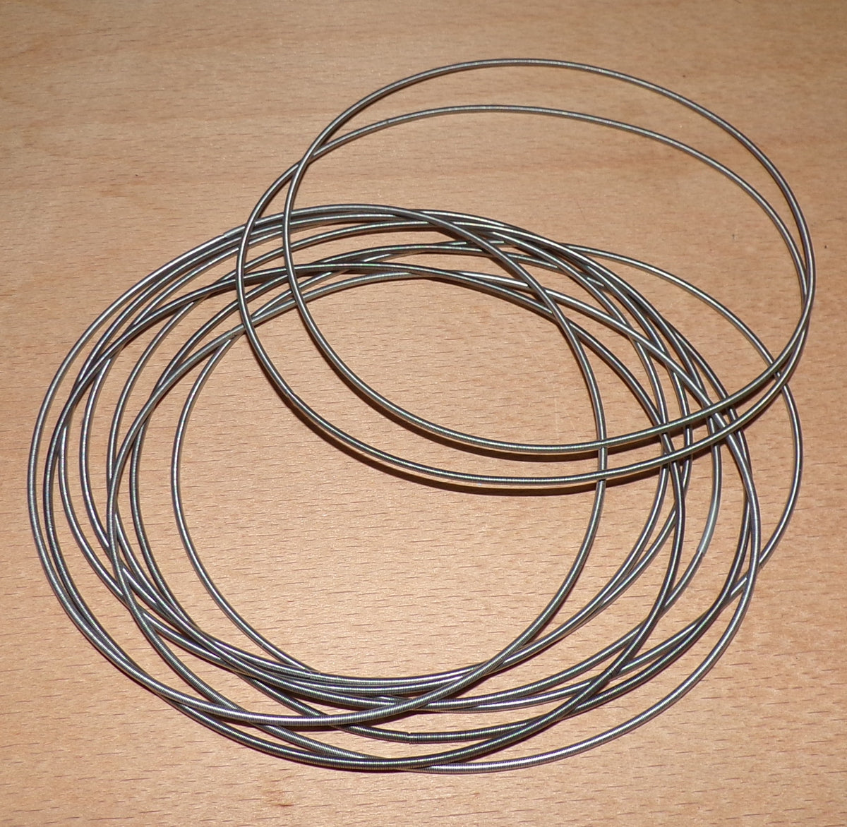 Trade Pack Of 10 Drive Bands Spring Belts Suits Mamod SR1a Steam Roller TE1a Traction Engine