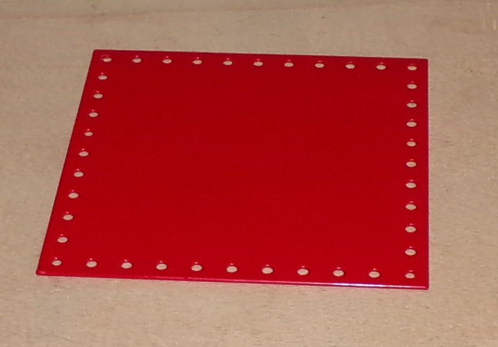 Flat Base Ideal For Mamod SE1 Or Similar Recreation By Manor Models